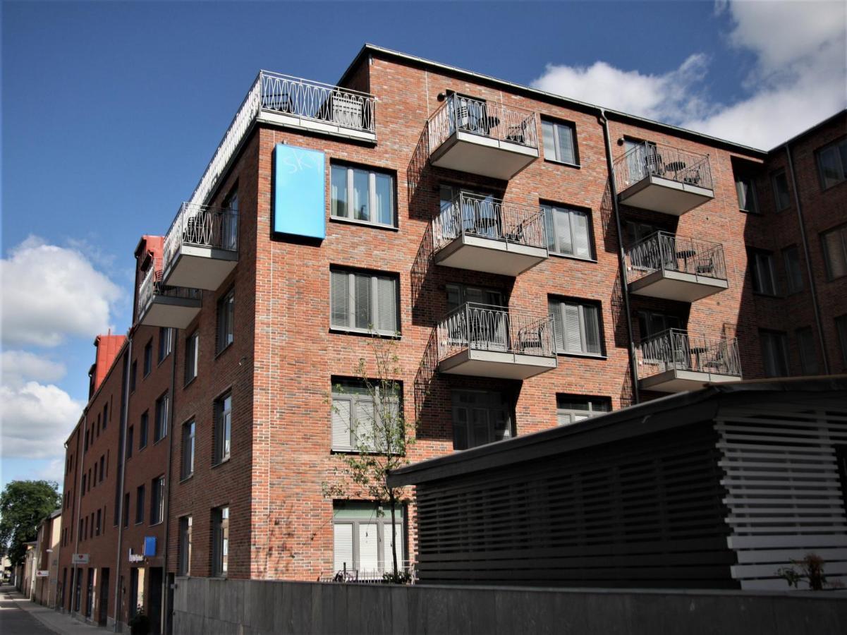 Sky Hotel City Apartments リンシェーピング エクステリア 写真